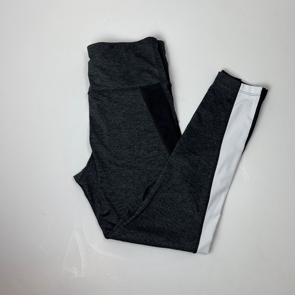 Xersion Grey Heathered Two Tone Sport Leggings Size M - Picture 2 of 5